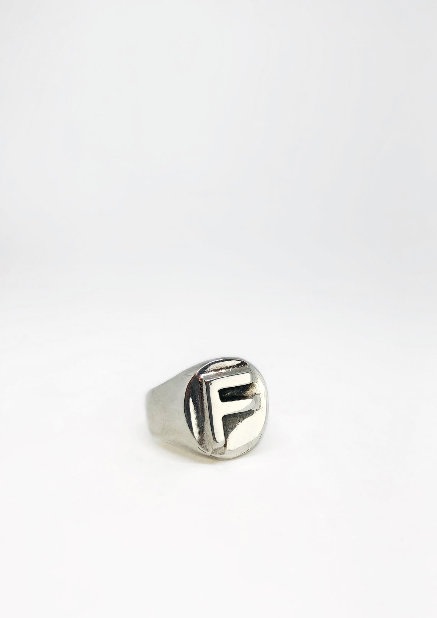 Anillo Letra